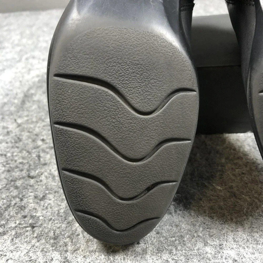 Clarks brand line
